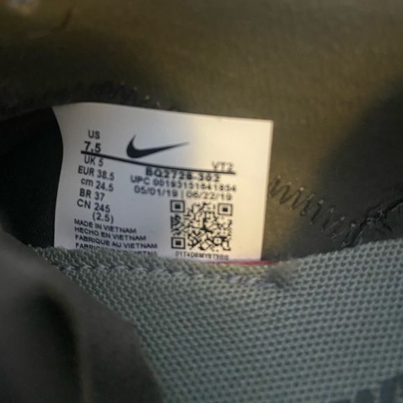 Womens Nike react - Picture 5 of 5